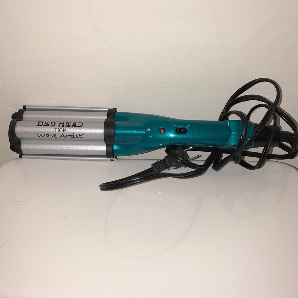 BED HEAD TIGI wave artist